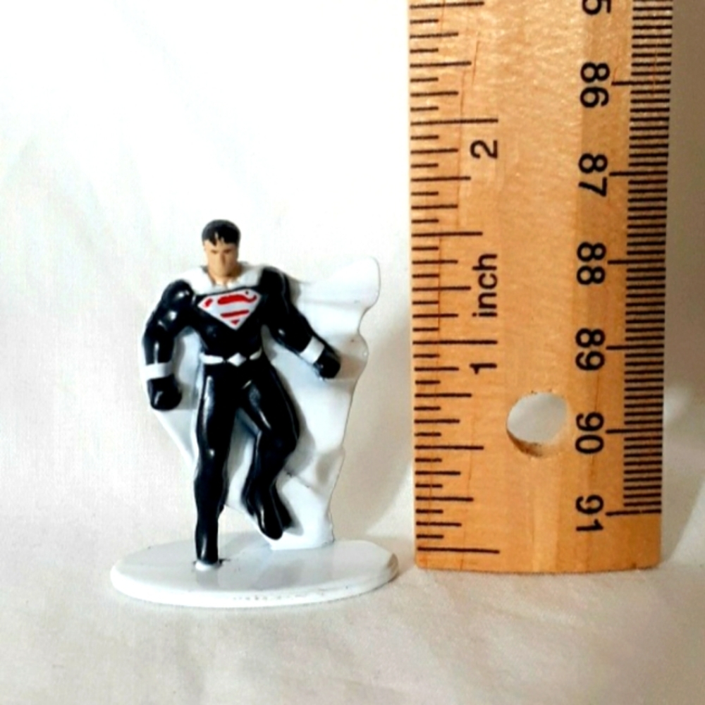 DC Comics Nano Metalfigs - Superman Diecast Mini Jada Figure